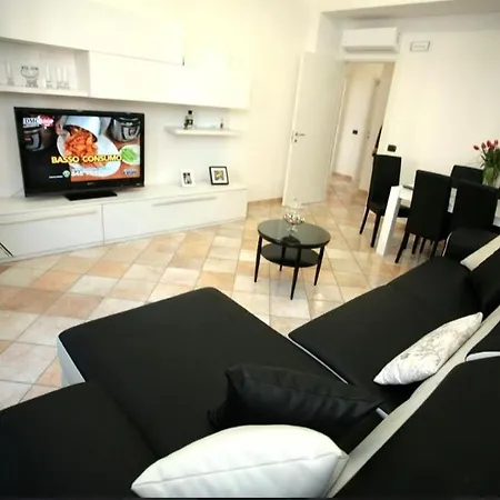 La Maison De Lucie דירה *