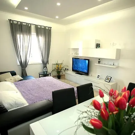 La Maison De Lucie *